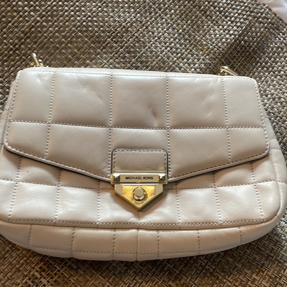 Michael Kors Purse - Picture 2 of 12